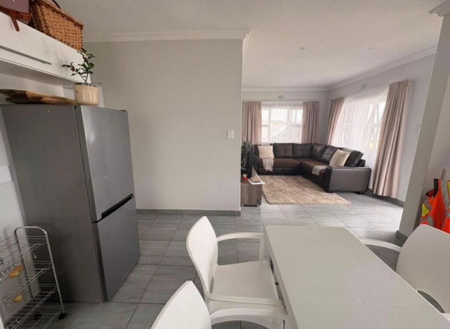 3 Bedroom Property for Sale in Gonubie Eastern Cape